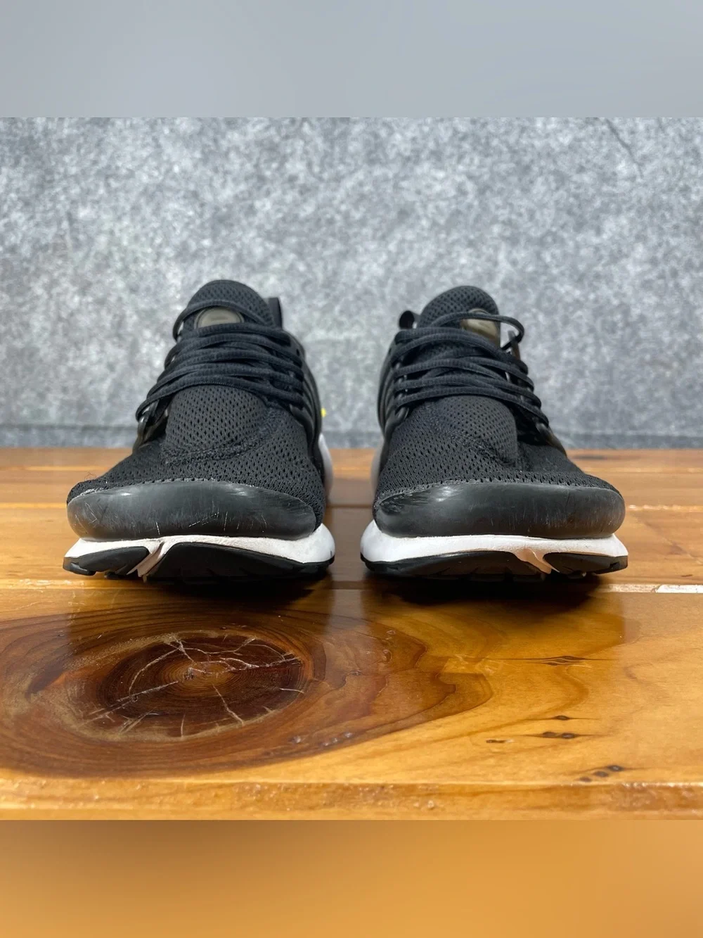 Nike Air Presto Womens Size 8 Black White Athletic Shoes Sneakers 878068-001